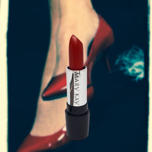 Red Stiletto Gel Semi-Matte Lipstick - Mary Kay - Picture 7 of 7